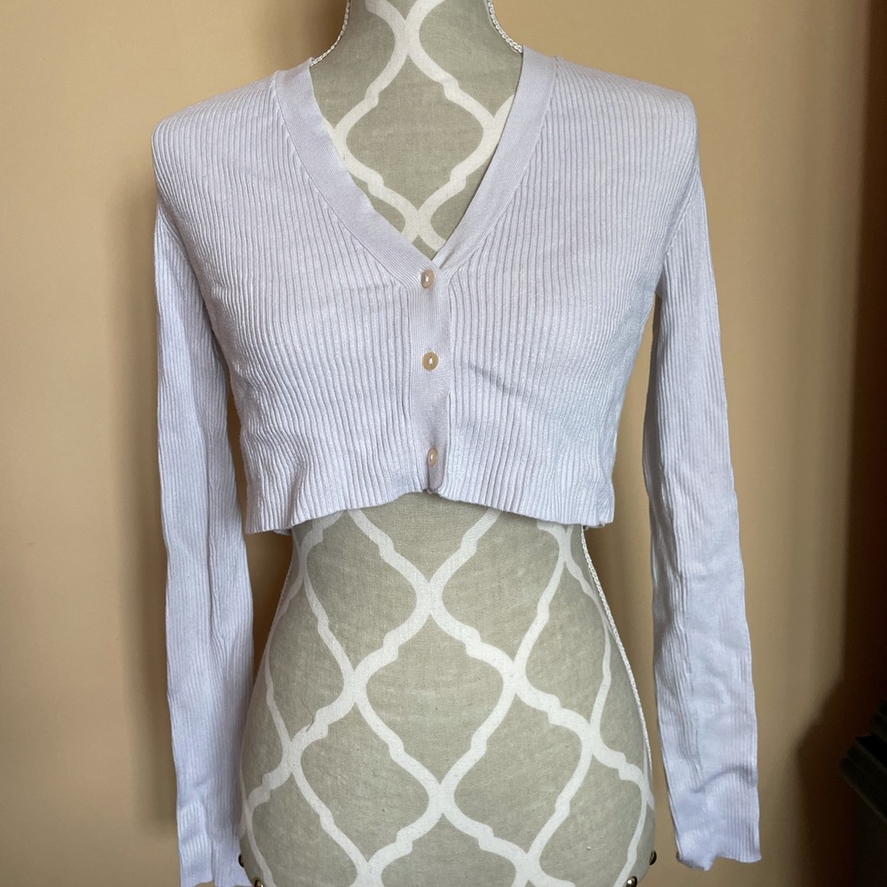 White cropped button up cardigan top